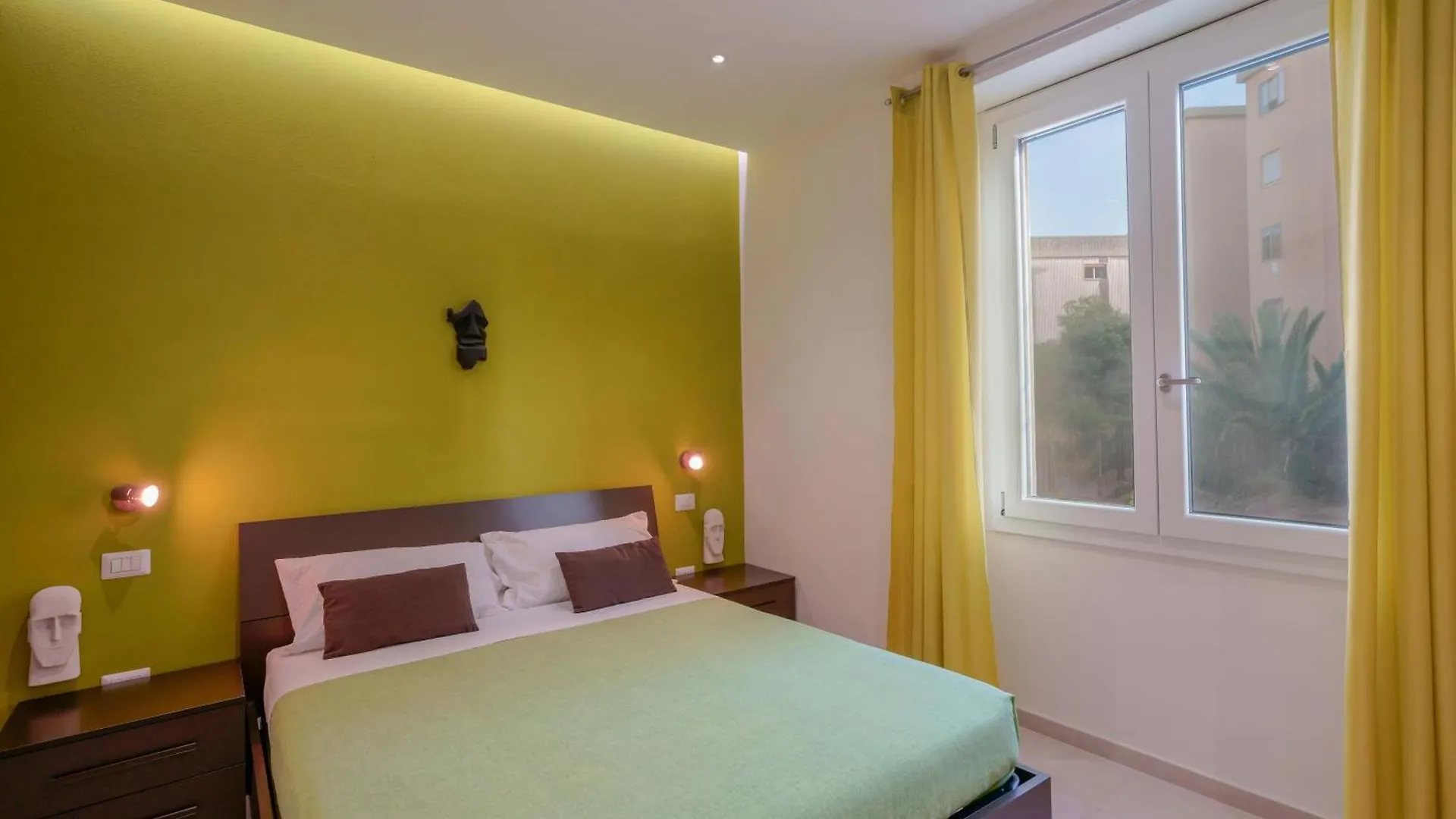 Insula B&B Cagliari 2*,