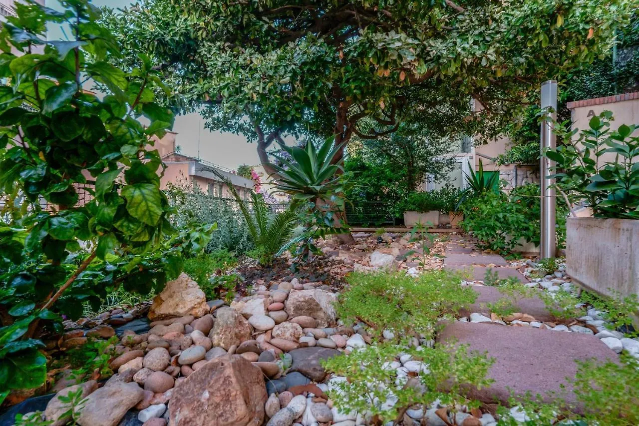 Insula B&B Cagliari 2*,  Włochy
